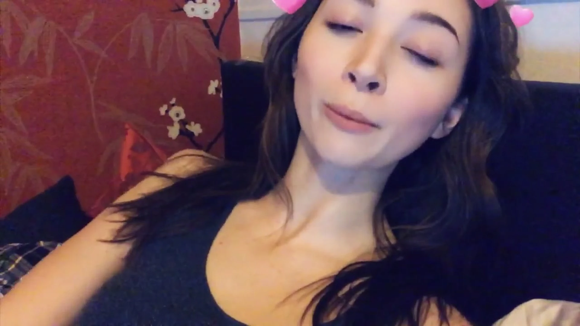 Exposed loose Small Pussy Eva De Vil masturbating Video