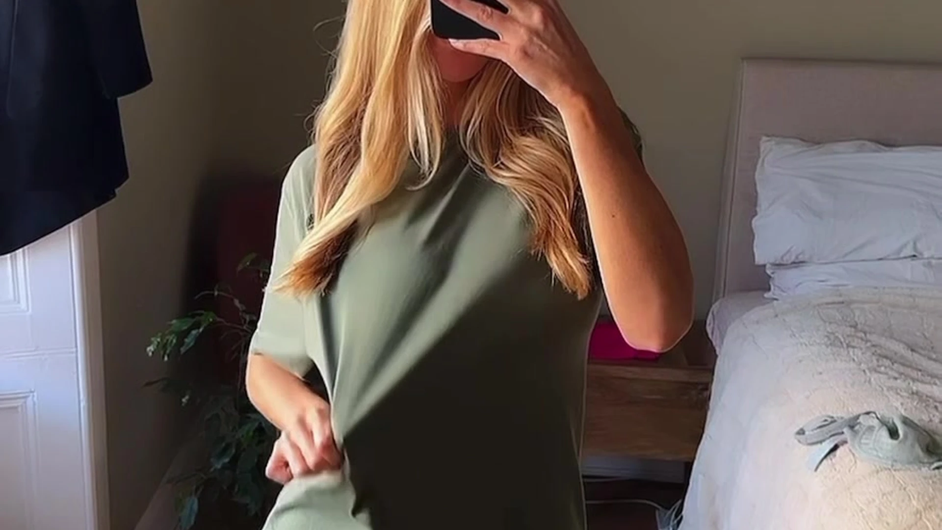 Sensational Cute KatieGcups Nudeleaks