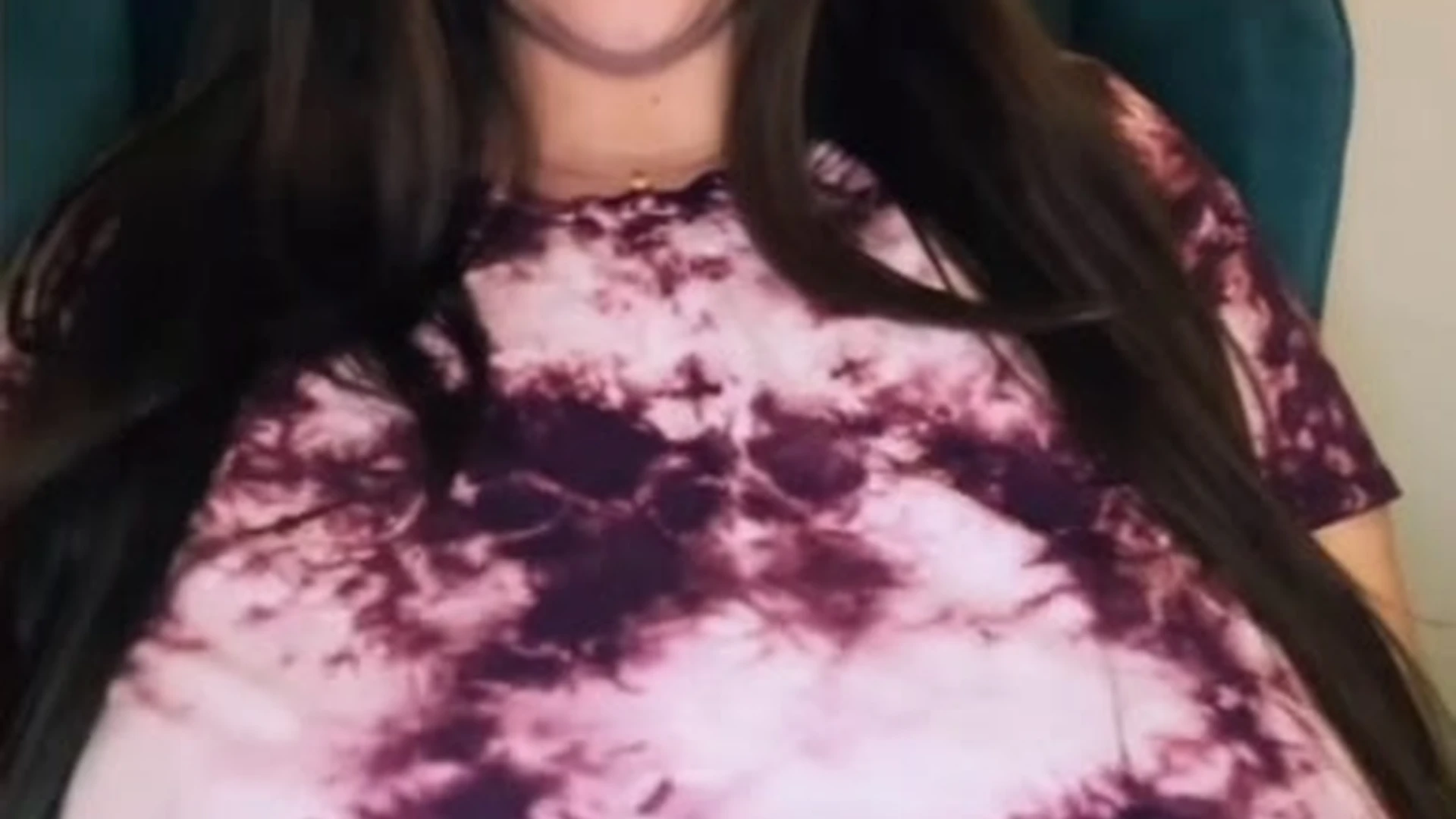 Sensational tubby Aria Jane solo Vid