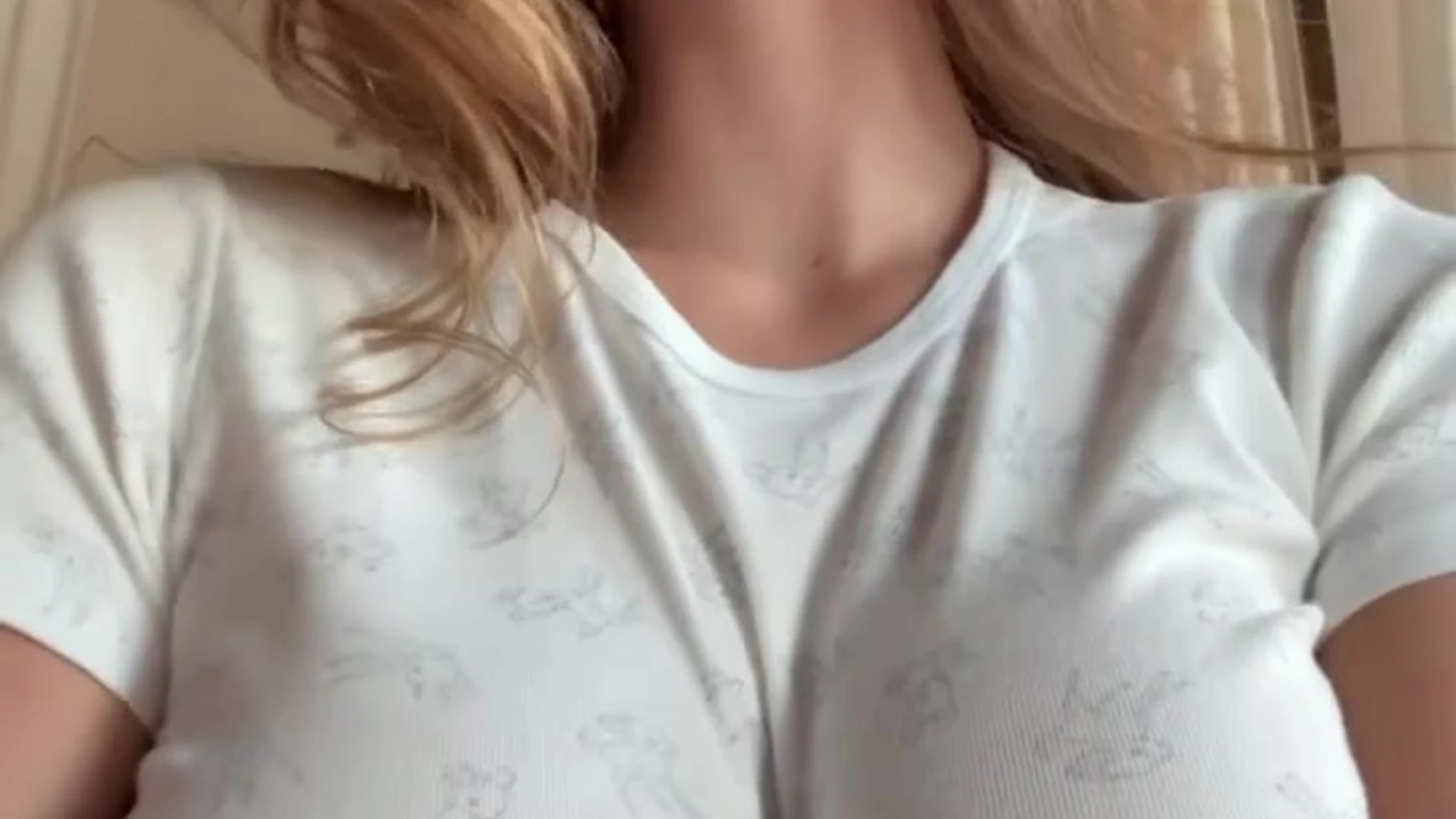 nan sucking Skinny Maligoshik tits