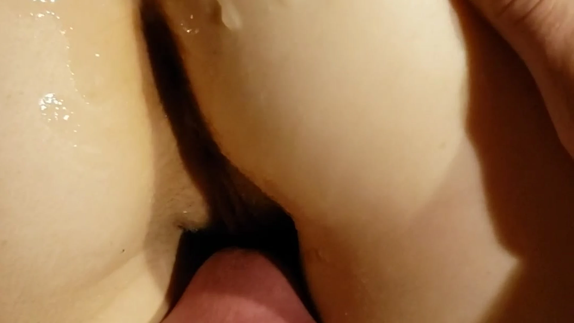 temptress Sweating Haze Lynn fucked