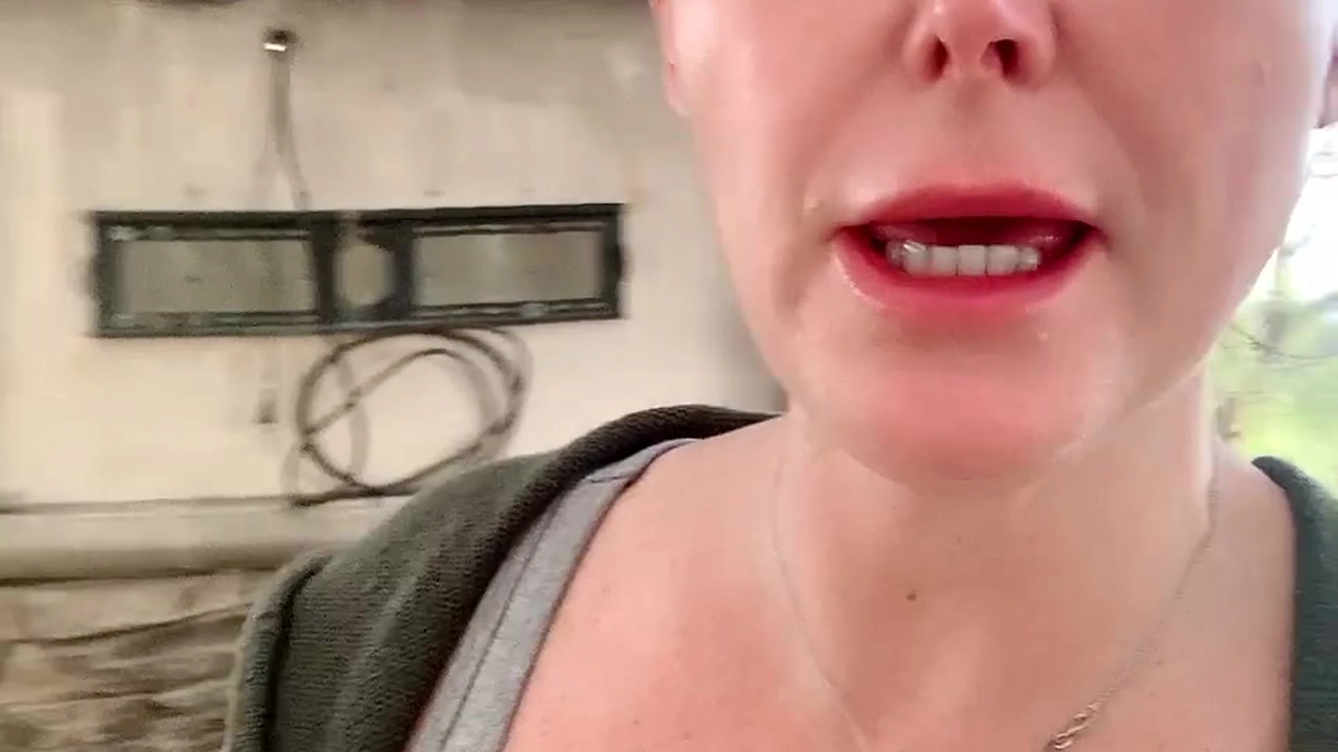 giant Christina Carter cams