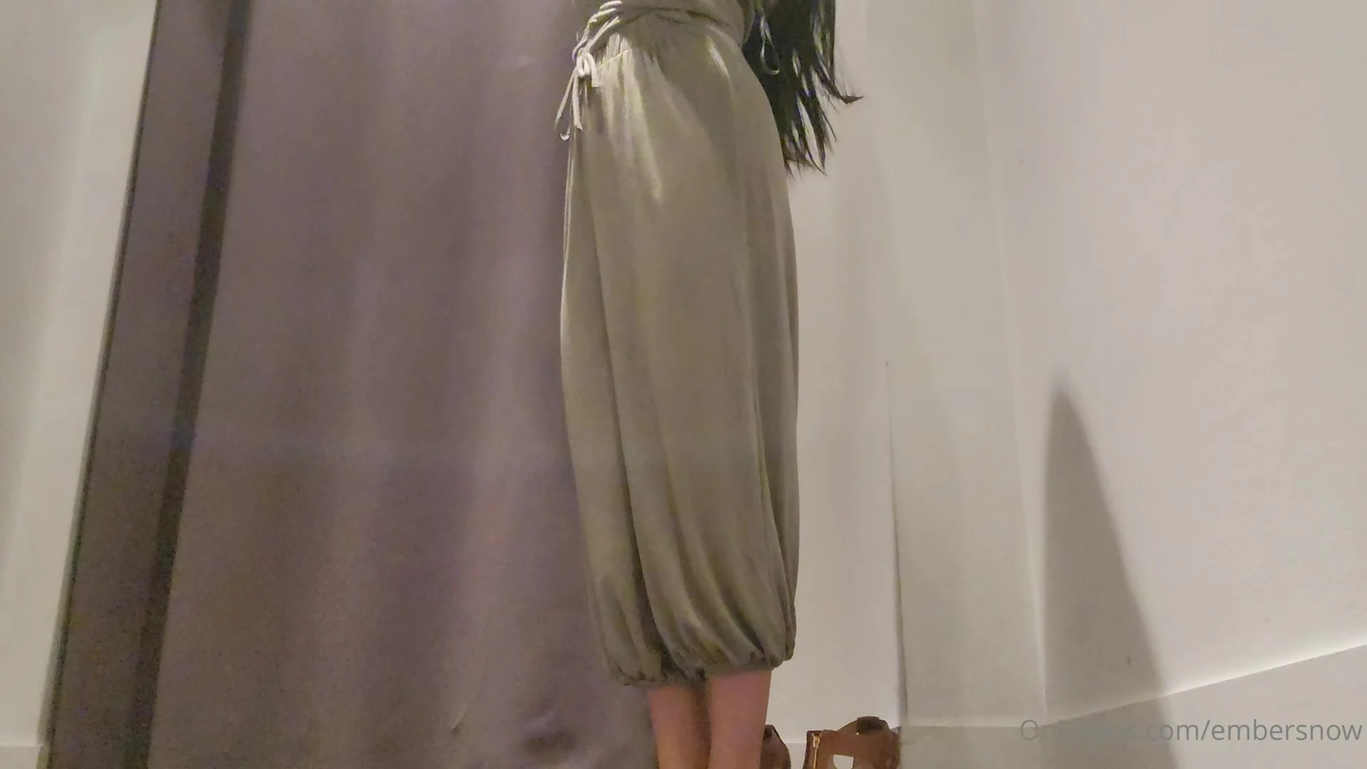 Ember Snow camgirl