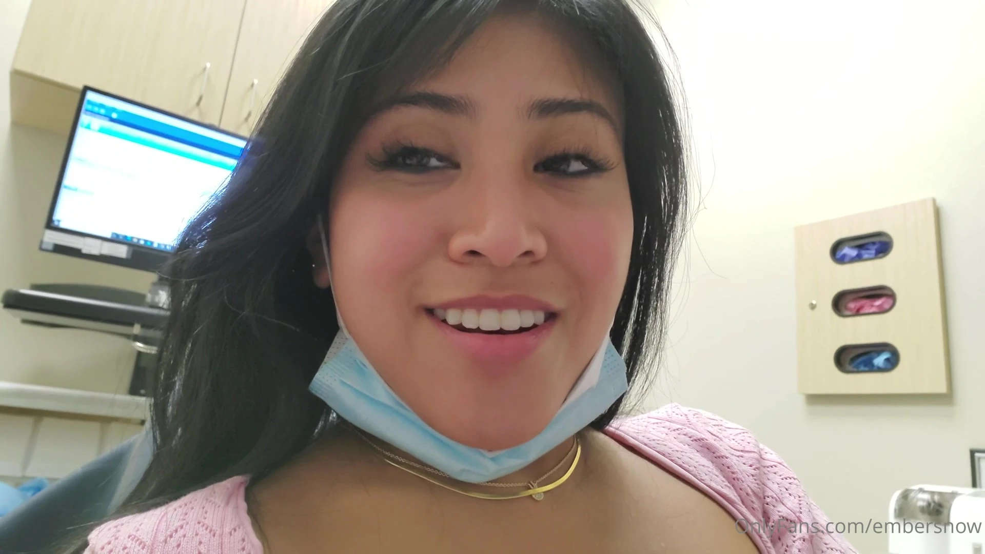 Exposed girl Ember Snow nude boobs