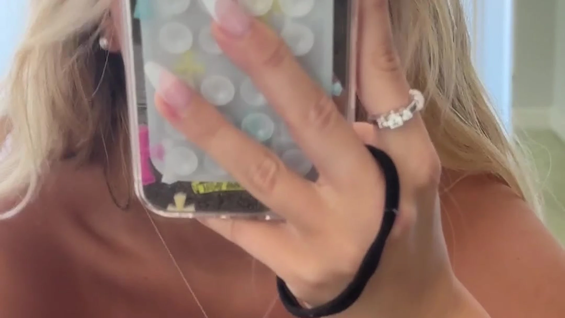 unusual Onlyfans Breckie Hill gif Fansly leak Exposed