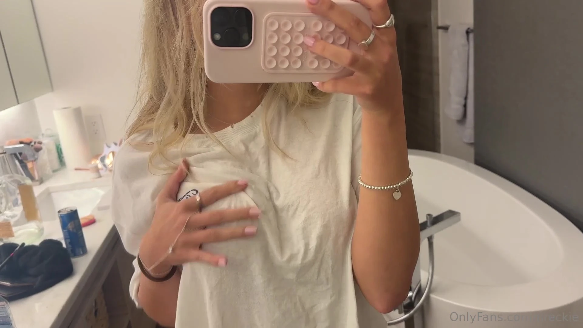 babe American Breckie Hill Patreon leak Fansly leak Sensational