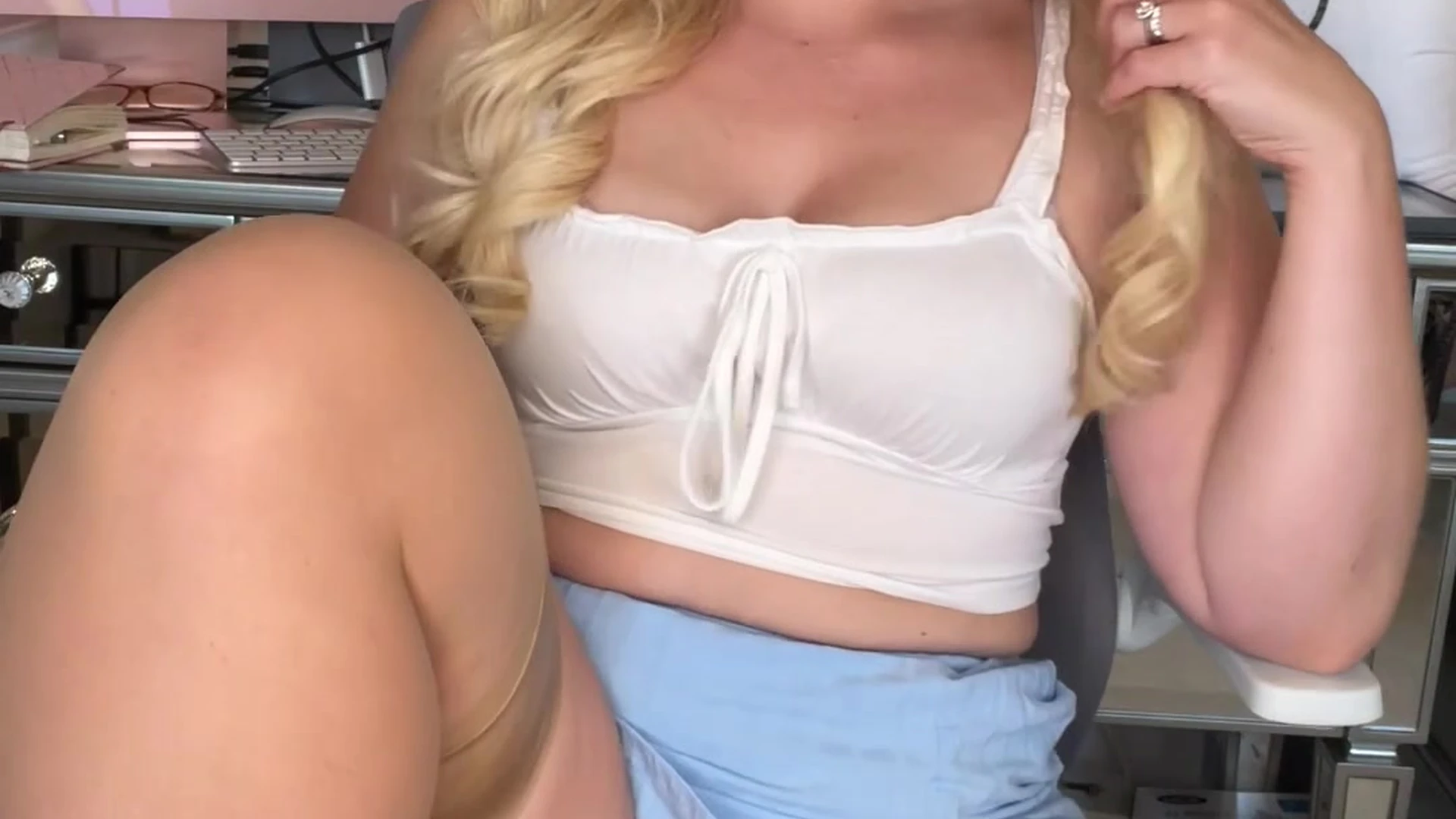 dirty-minded Blonde Sammy Thighs leaks OF Epic