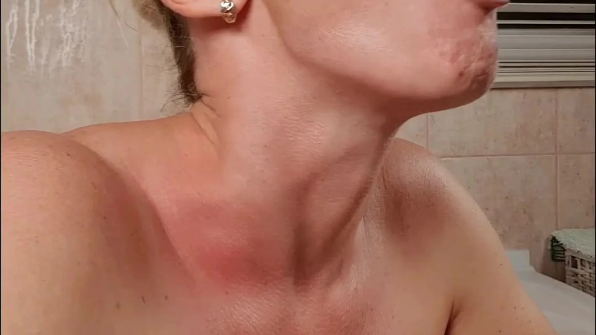 hotie Sweating hoe Kathia Nobili porn