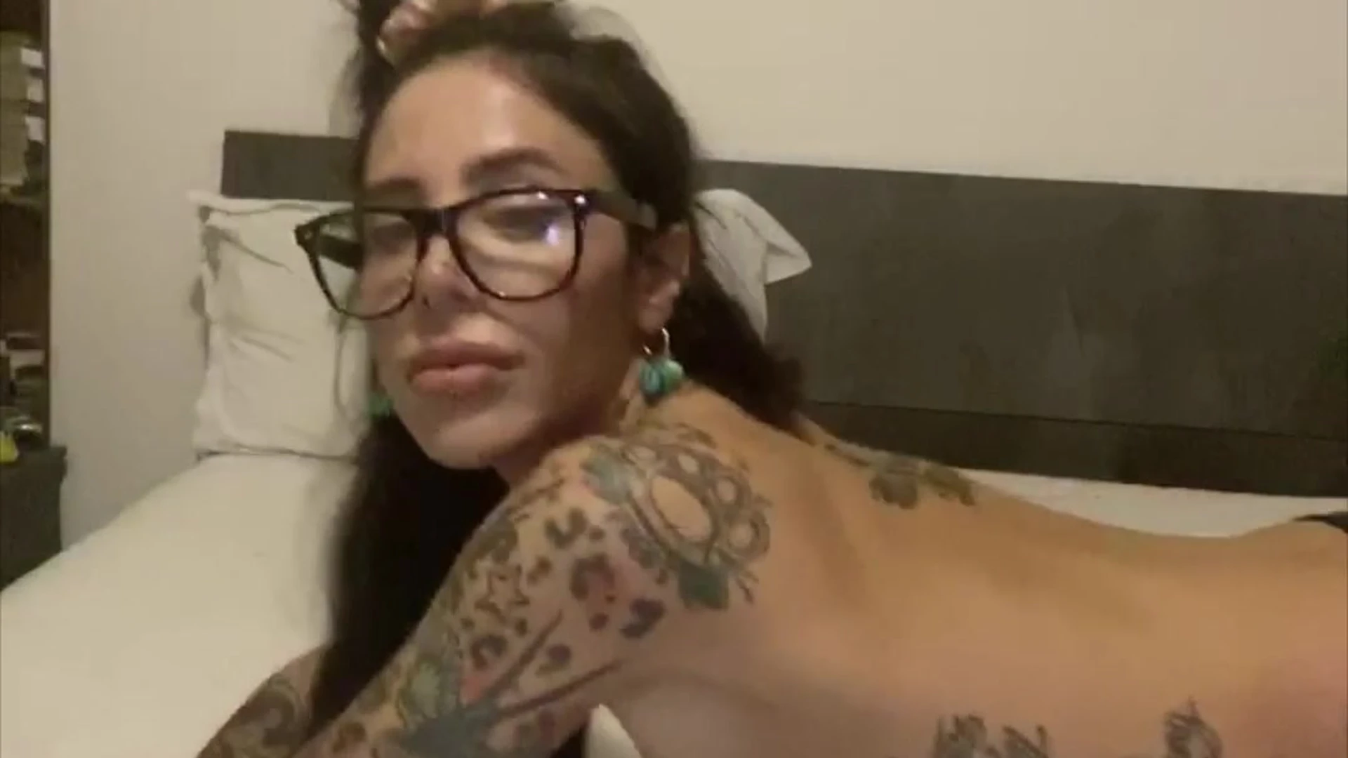 teen fake tits Alex Mucci leaked pic Full Movie