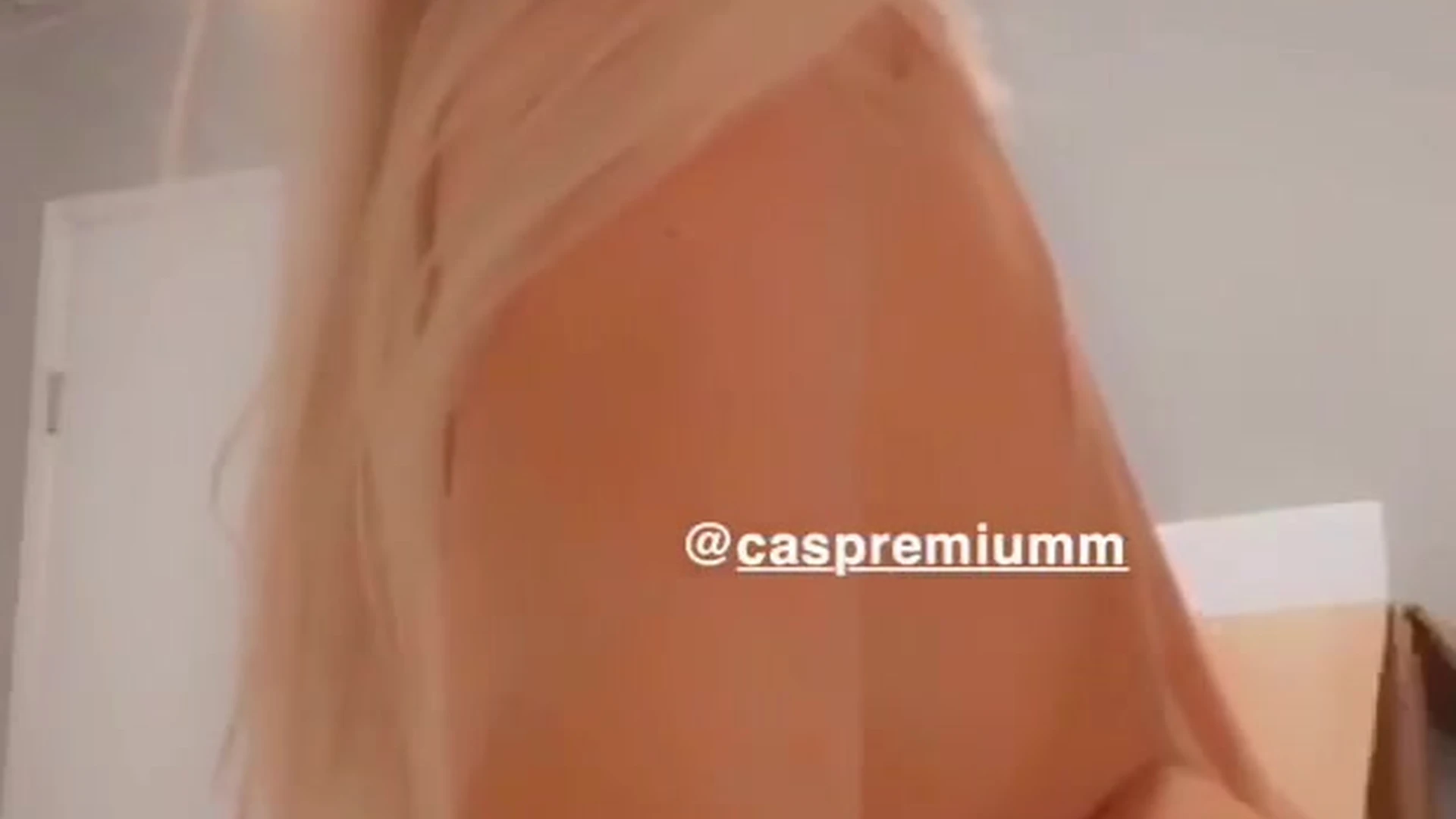 Self-assured Slim Csblondebombshell nude porn leak