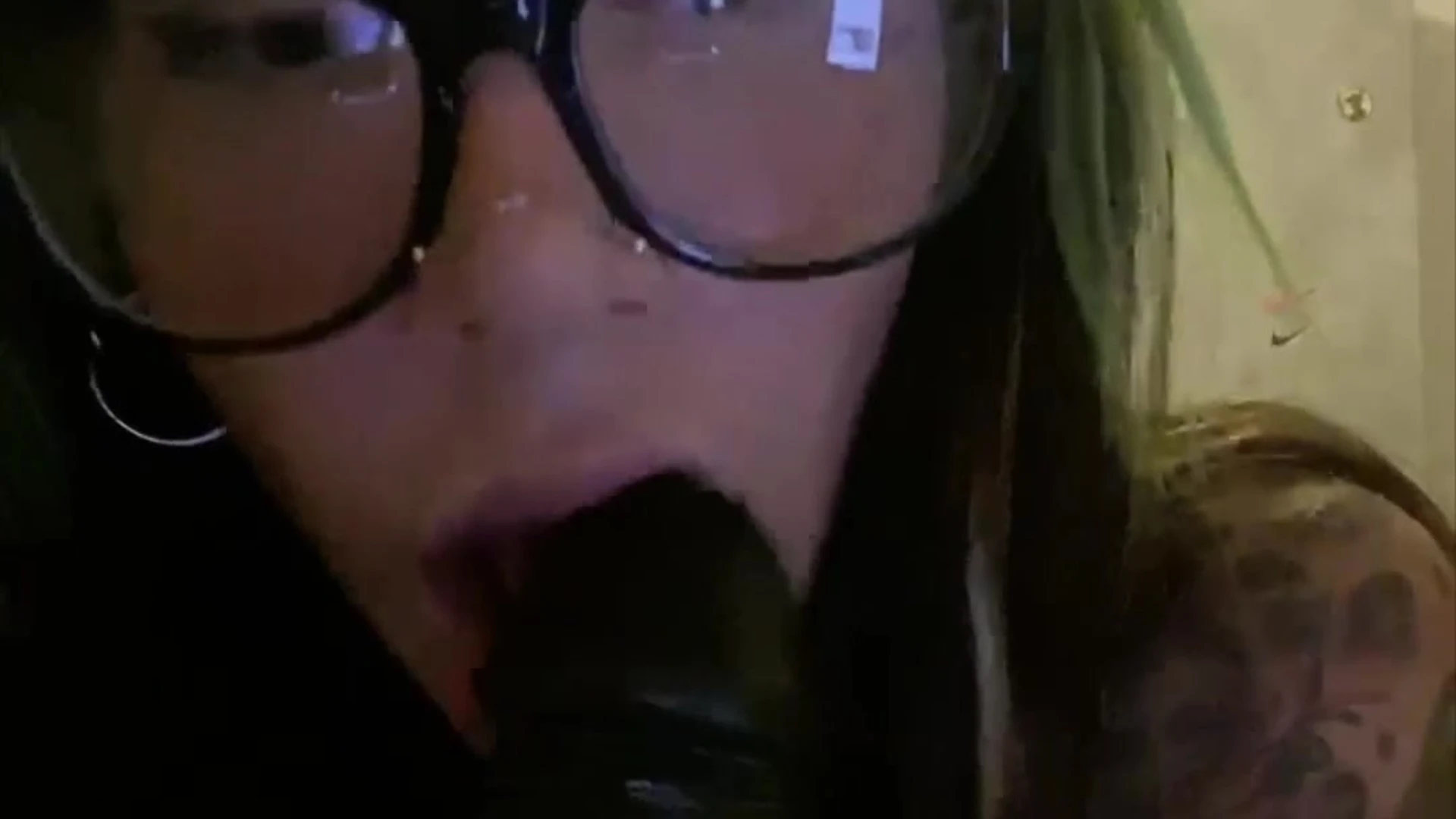 Authentic skank Alex Mucci nude EXCLUSIVE VIDEO EPIC